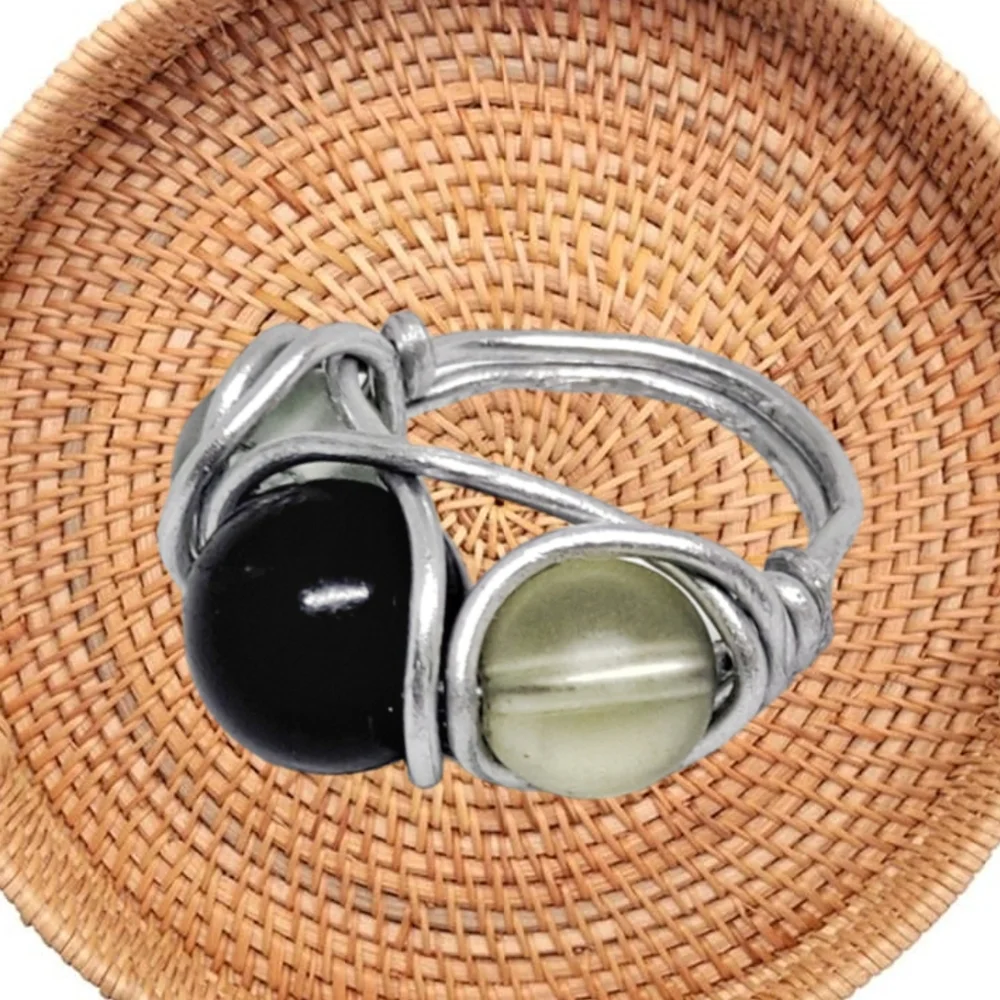 Black and Green Beads Hand Wired Ring - Picture 4 of 7